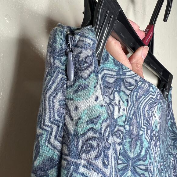 Free People Lovers Lane Mini Skirt 4 Blue Motif Medallion Button Pleated Boho - Picture 11 of 11